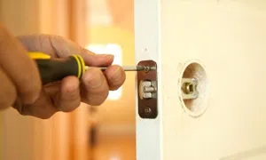Lock Safe Services Rowlett, TX 972-512-6391 - 24-hour-emergency-locksmith